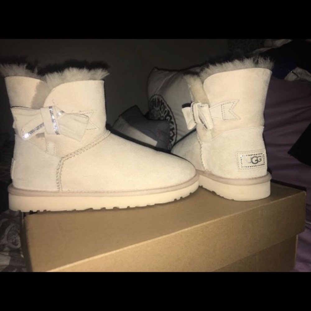 UGG BOOTS SPECIAL EDITION